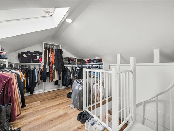 352 S Benton Way, Los Angeles CA 90057