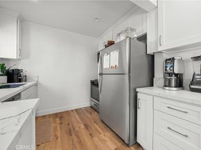 352 S Benton Way, Los Angeles CA 90057