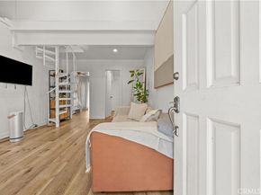 352 S Benton Way, Los Angeles CA 90057