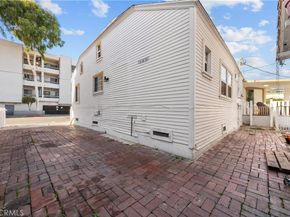 352 S Benton Way, Los Angeles CA 90057