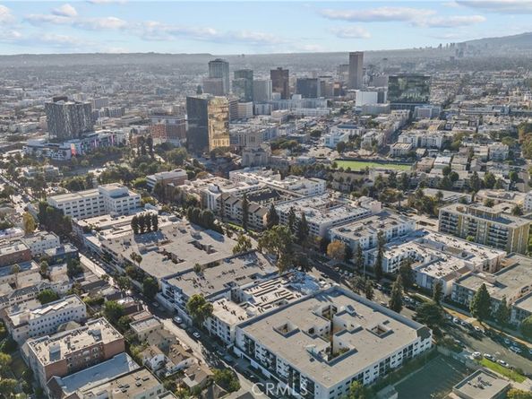 352 S Benton Way, Los Angeles CA 90057