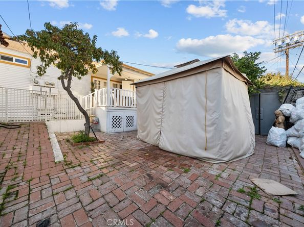 352 S Benton Way, Los Angeles CA 90057