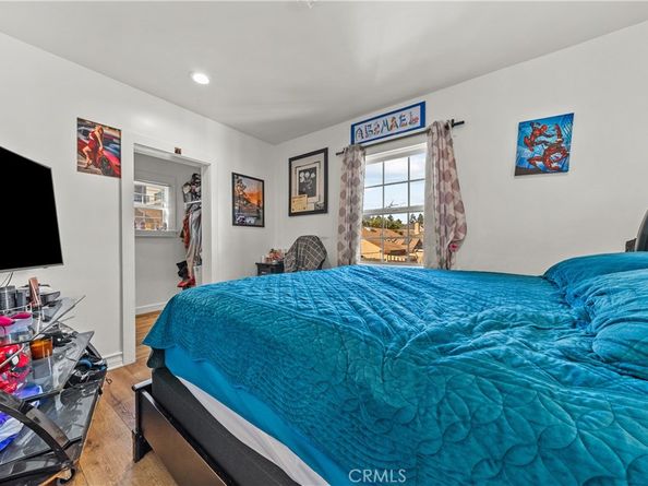 352 S Benton Way, Los Angeles CA 90057