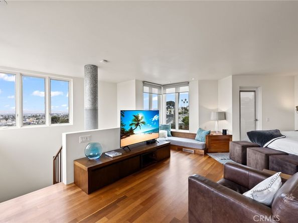 4687 Del Monte Avenue, San Diego CA 92107