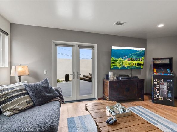 4687 Del Monte Avenue, San Diego CA 92107