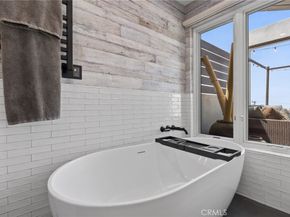 4687 Del Monte Avenue, San Diego CA 92107
