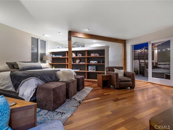 4687 Del Monte Avenue, San Diego CA 92107