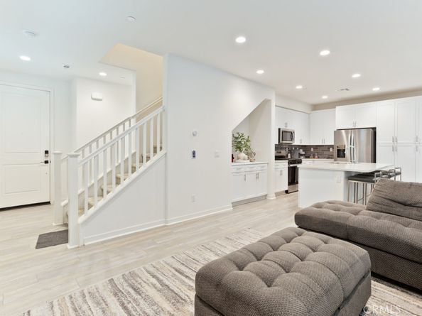 16040 Jamie Lane 9, Fontana CA 92336