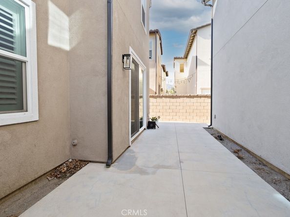 16040 Jamie Lane 9, Fontana CA 92336