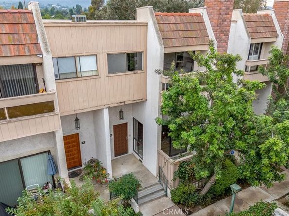 17150 Burbank Boulevard 25, Encino CA 91316