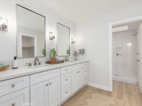 17150 Burbank Boulevard 25, Encino CA 91316