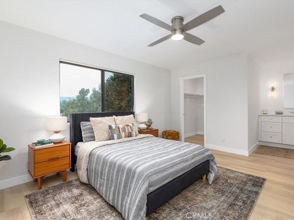 17150 Burbank Boulevard 25, Encino CA 91316