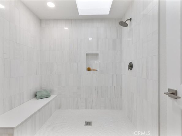 17150 Burbank Boulevard 25, Encino CA 91316