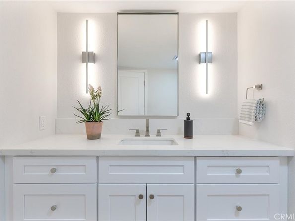 17150 Burbank Boulevard 25, Encino CA 91316