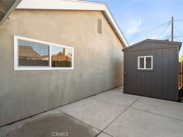 17381 Meer, Huntington Beach CA 92647