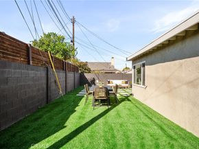 17381 Meer, Huntington Beach CA 92647