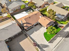 17381 Meer, Huntington Beach CA 92647