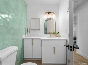 17381 Meer, Huntington Beach CA 92647