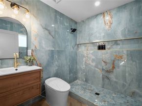 17381 Meer, Huntington Beach CA 92647