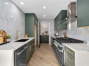 17381 Meer, Huntington Beach CA 92647