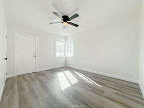 220 W 98th Street, Los Angeles CA 90003