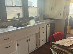 2147 N White, La Verne CA 91750
