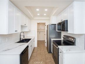 811 Pillar Point Way, Oceanside CA 92058