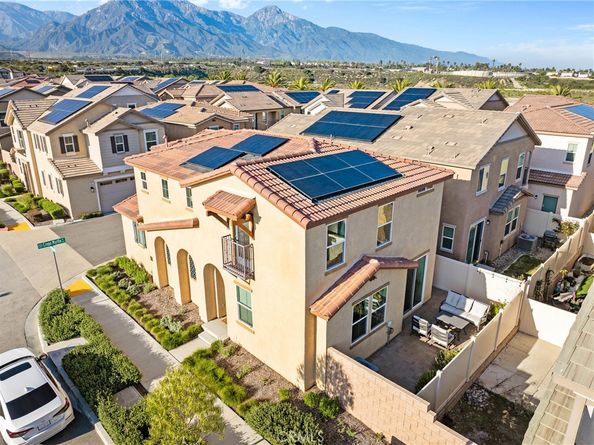 1634 Crepe Myrtle Place, Upland CA 91784