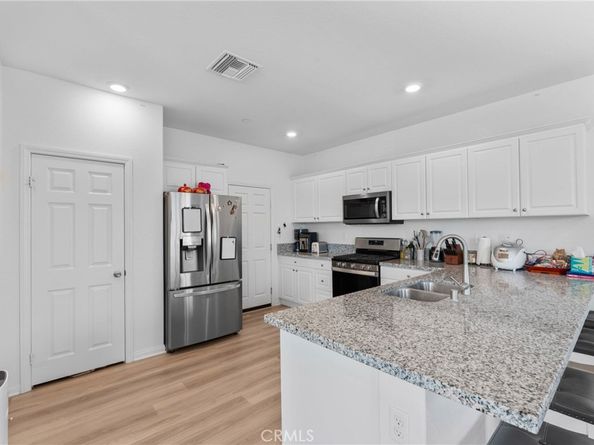 1634 Crepe Myrtle Place, Upland CA 91784