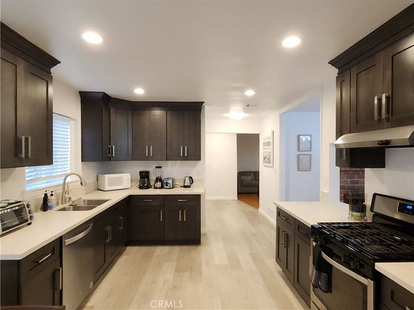 1150 W Santa Clara Avenue, Santa Ana CA 92706