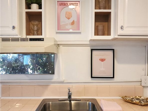 1150 W Santa Clara Avenue, Santa Ana CA 92706