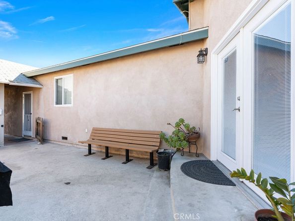 2223 W Mossberg Avenue, West Covina CA 91790