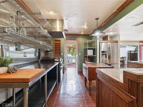 641 Ridgefield, Claremont CA 91711