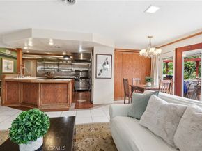 641 Ridgefield, Claremont CA 91711