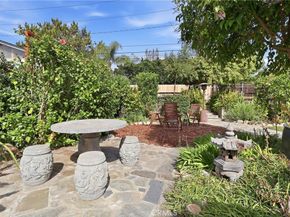 641 Ridgefield, Claremont CA 91711