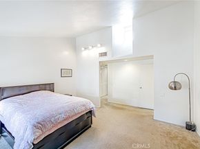 960 SAN PASQUAL Street, Pasadena CA 91106