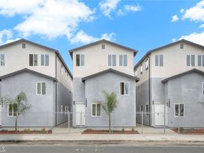 10911 S Main Street, Los Angeles CA 90061