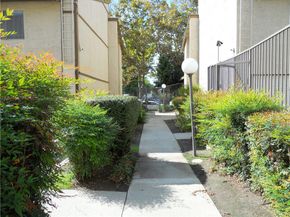 750 E 5th Street 51, Azusa CA 91702