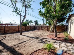 2391 Fashion Ave, Long Beach CA 90810
