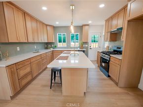 2391 Fashion Ave, Long Beach CA 90810