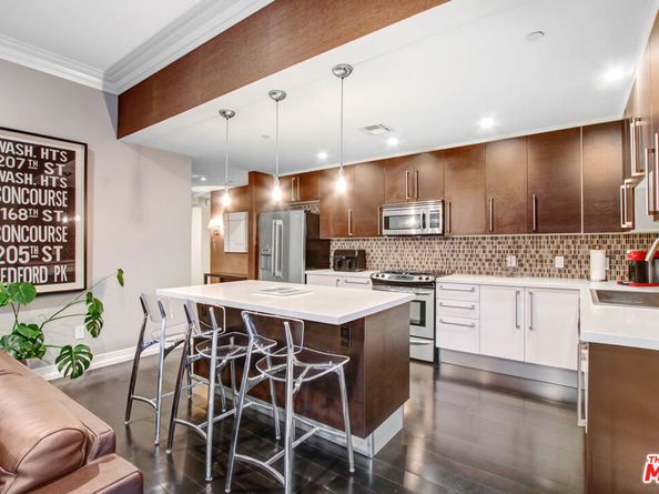 1050 N Gardner Street 2, West Hollywood CA 90046