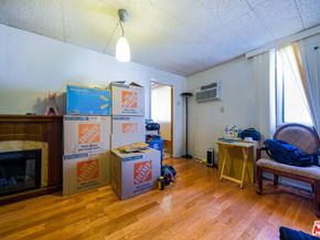 2426 W Avenue 33, Los Angeles CA 90065