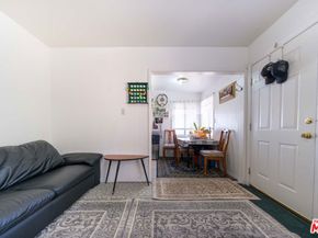 2426 W Avenue 33, Los Angeles CA 90065