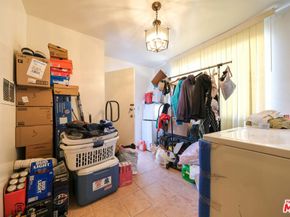 2426 W Avenue 33, Los Angeles CA 90065