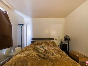 2426 W Avenue 33, Los Angeles CA 90065