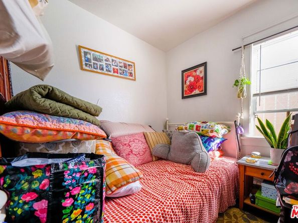 2426 W Avenue 33, Los Angeles CA 90065