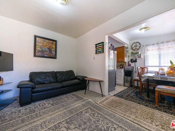 2426 W Avenue 33, Los Angeles CA 90065