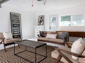 2938 Gertrude Avenue, La Crescenta CA 91214