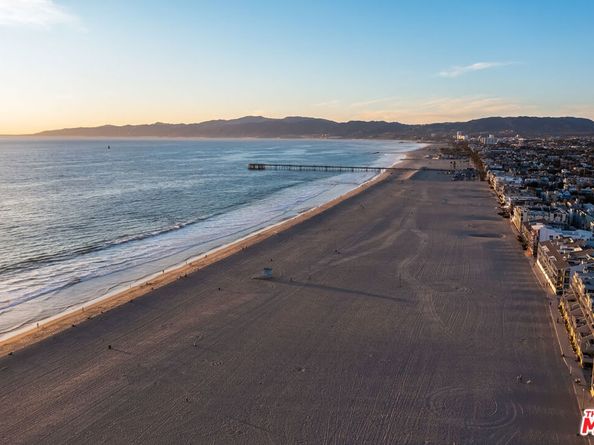 1 Northstar Street 202, Marina Del Rey CA 90292