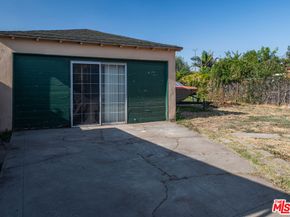 530 W 89th Street, Los Angeles CA 90044
